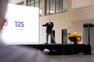 Charla Industria de reuniones