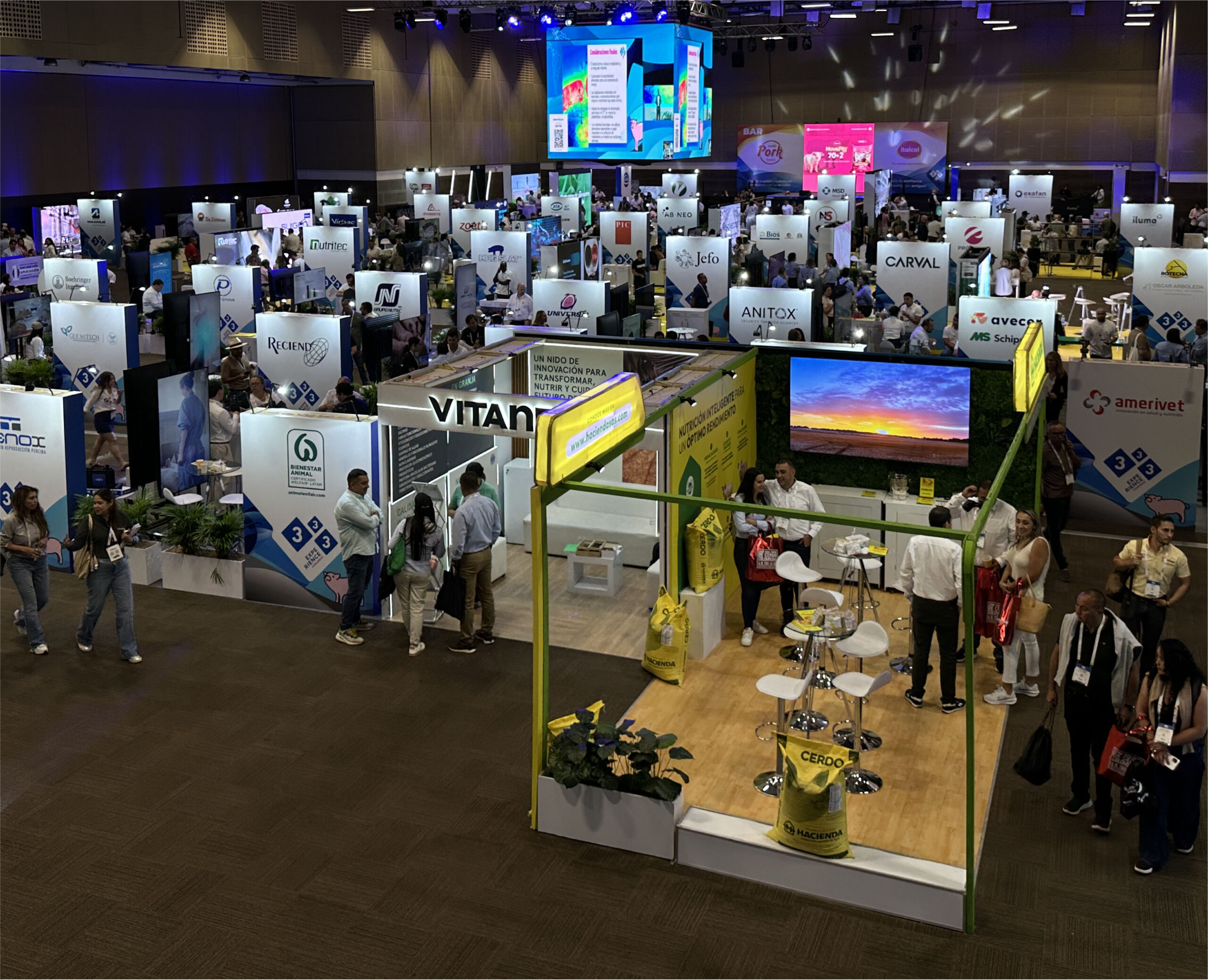 En este momento estás viendo Oficina de Atención al Expositor: Un pilar de la industria de reuniones